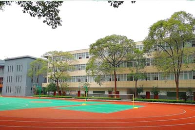 四川省人民医院护士学校-优美的运动场